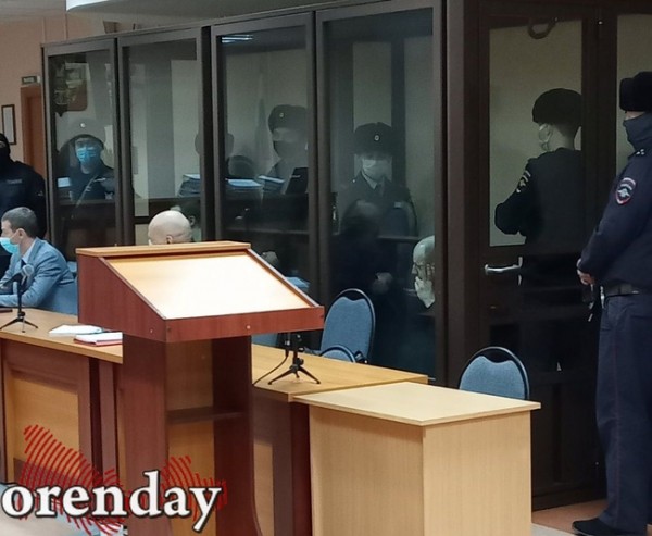 Руководителей ОПГ оренбургских киллеров Оршлета и Бертхольца доставили в областной суд