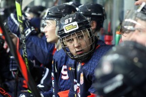 Борьба с лидером