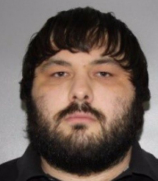 Смотрите в оба: Шестой член банды оренбургских киллеров пока на свободе Смотрите в оба: Шестой член банды оренбургских киллеров пока на свободе