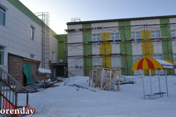 В Оренбурге строители двух детских садов не уложились в заявленные сроки