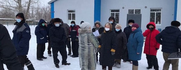 
Жители поселка Ащебутак обратились к президенту России и губернатору. Какие доводы они приводят против строительства карьера?        