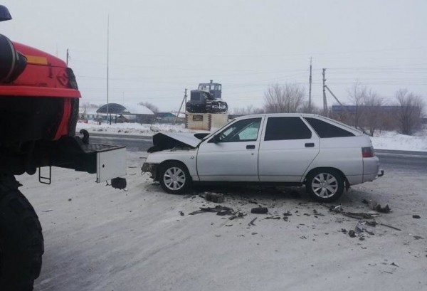 В Оренбуржье спасатели оказали помощь участникам ДТП