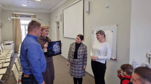 4 января Дом-музей им. Ю. и В. Гагариных в Оренбурге  посетил  летчик-космонавт Алексей Овчинин вместе со своей семьей