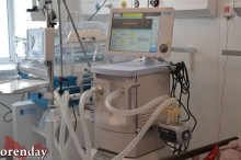 По новой инфекционке главврач будет рассекать на электросамокате По новой инфекционке главврач будет рассекать на электросамокате