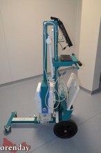 По новой инфекционке главврач будет рассекать на электросамокате По новой инфекционке главврач будет рассекать на электросамокате