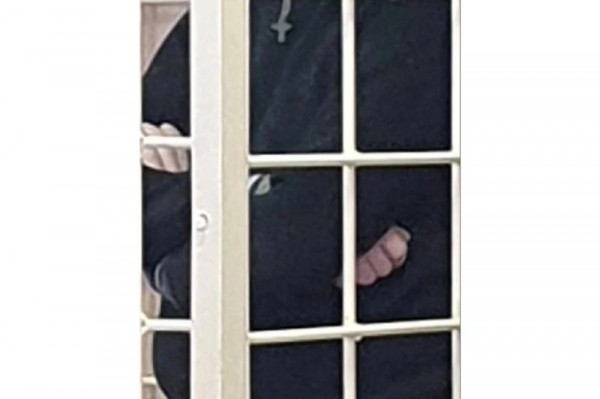 
Подозреваемый отказался от адвоката, но не от Бога: В Орске начался суд по делу о трупе в чемодане        