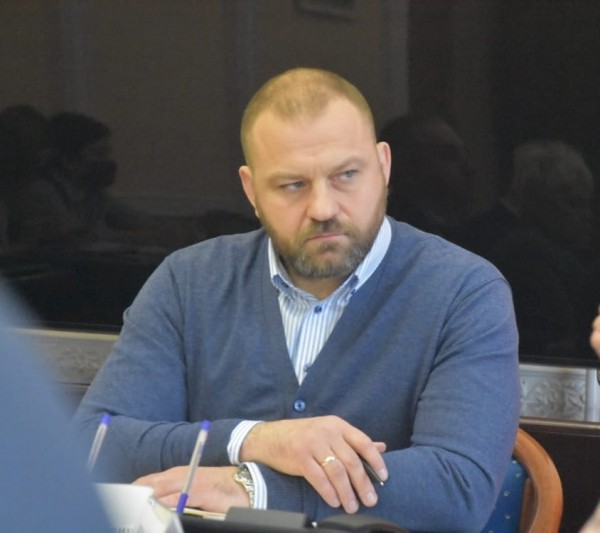 Сергей Салмин призвал поддержать те шаги, которые предпринимают наша страна и наш президент Сергей Салмин призвал поддержать те шаги, которые предпринимают наша страна и наш президент