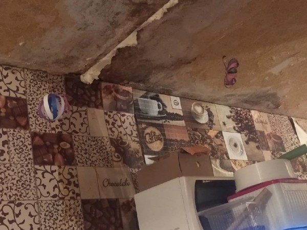 
Соцсети: в Тоцком 2 жители сразу нескольких многоквартирных домов сообщают о проблемах с текущими крышами, которые сохраняются годами        