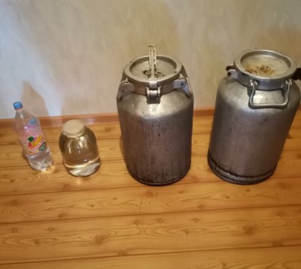 Жительница Сакмары торговала &laquo;палёнкой&raquo; в собственной квартире