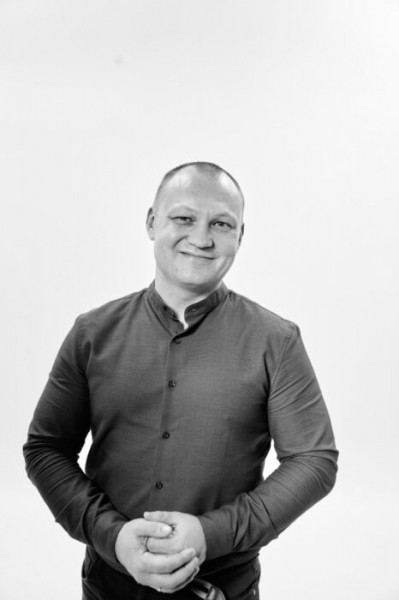 Оренбургский правозащитник обратился к генерал-майору Алексею Кампфу, который заявил о его самопиаре и нагнетании обстановки Оренбургский правозащитник обратился к генерал-майору Алексею Кампфу, который заявил о его самопиаре и нагнетании обстановки