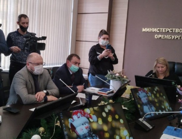 Андрей Карпец: В пиковую нагрузку мы просили население оставаться дома, и наша тактика сработала Андрей Карпец: В пиковую нагрузку мы просили население оставаться дома, и наша тактика сработала