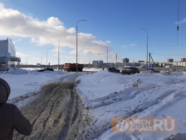 Власти Оренбурга вводят жителей в заблуждение информацией об открытии дублера улицы Чкалова Власти Оренбурга вводят жителей в заблуждение информацией об открытии дублера улицы Чкалова