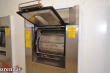 По новой инфекционке главврач будет рассекать на электросамокате По новой инфекционке главврач будет рассекать на электросамокате