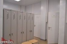 По новой инфекционке главврач будет рассекать на электросамокате По новой инфекционке главврач будет рассекать на электросамокате