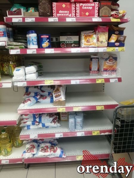 Оренбуржцы продолжают скупать сахар