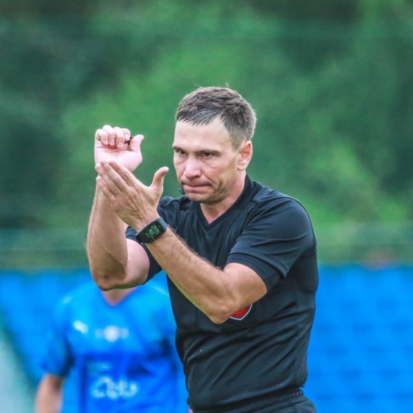 ФК "Оренбург" обыграл КАМАЗ со счетом 2:0 на стадионе в Самаре