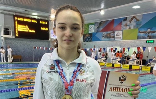 Пловчиха из Орска Виктория Ищиулова завоевала 6 медалей на чемпионате России