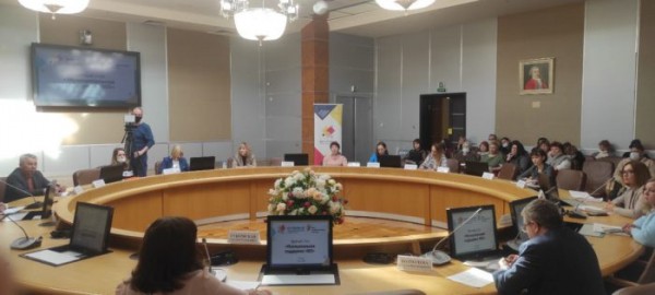 Оренбургские НКО делятся опытом и готовятся к региональному конкурсу грантов Оренбургские НКО делятся опытом и готовятся к региональному конкурсу грантов