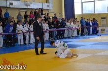 Центр дзюдо в Оренбурге отметил 10-летие большим турниром и тортом