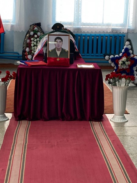 По погибшим на Украине скорбят в Соль-Илецке, Бузулуке, Тоцком, Пономаревском и Матвеевском районах