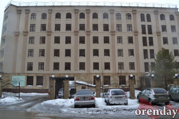 Фокус по превращению гостиницы &laquo;Баку&raquo; в поликлинику оренбуржцы так и не увидели