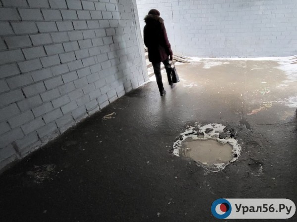 
Пять месяцев спустя: Урал56.Ру вновь прошелся в Оренбурге по отремонтированным осенью переходам        