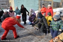 Ребятня&nbsp;из оренбургского социально-реабилитационного центра &laquo;Гармония&raquo; ярко отметила Масленицу
