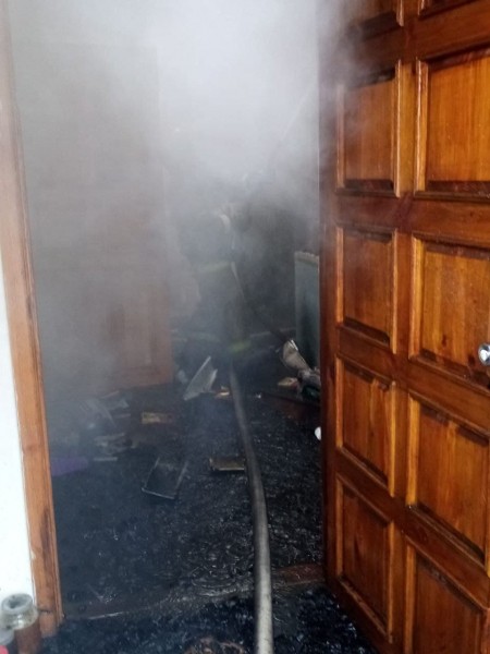 В Саракташе загорелся торговый павильон на площади в 100 "квадратов"