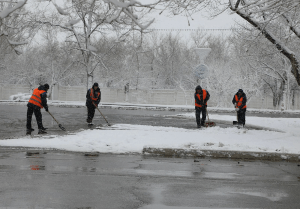 В Оренбурге продолжаются работы, направленные на исключение подтапливания жилых микрорайонов и автомобильных дорог