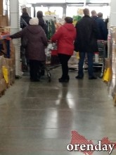 Оренбуржцы продолжают скупать сахар