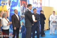 Центр дзюдо в Оренбурге отметил 10-летие большим турниром и тортом