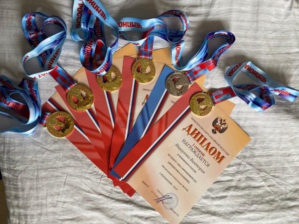 Пловчиха из Орска Виктория Ищиулова завоевала 6 медалей на чемпионате России