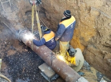 К вечеру пятницы в Новотроицке коммунальщики завершили ремонт водопровода