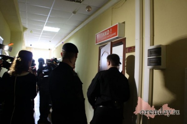 Безработный оренбуржец стащил велосипед из подъезда и спрятал в лесополосе