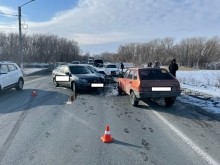 На Никельской объездной в Орске в лобовом ДТП пострадал мужчина