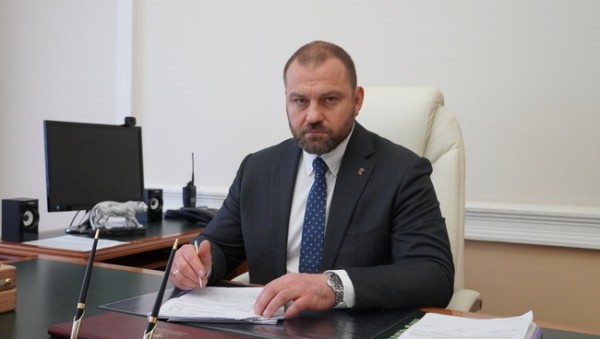 Сергей Салмин: "Мы должны быть сплоченными и поддерживать решения нашего президента" Сергей Салмин: "Мы должны быть сплоченными и поддерживать решения нашего президента"