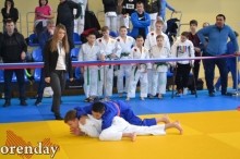 Центр дзюдо в Оренбурге отметил 10-летие большим турниром и тортом