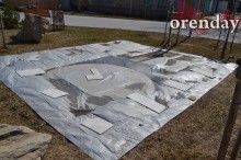 В Соль-Илецке перед приездом Дениса Паслера вычищали центр города и мыли асфальт