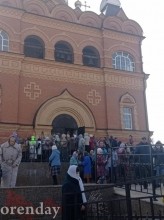 В храмах Оренбуржья освятили ветви вербы