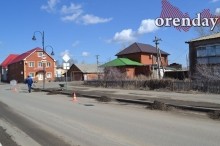 В Соль-Илецке перед приездом Дениса Паслера вычищали центр города и мыли асфальт