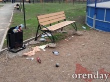 В Оренбурге третий год никому нет дела до проблем благоустроенного двора В Оренбурге третий год никому нет дела до проблем благоустроенного двора