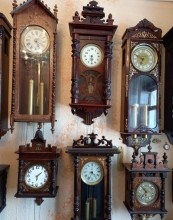 Житель Тюльгана собрал коллекцию старинных часов