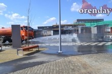 В Соль-Илецке перед приездом Дениса Паслера вычищали центр города и мыли асфальт