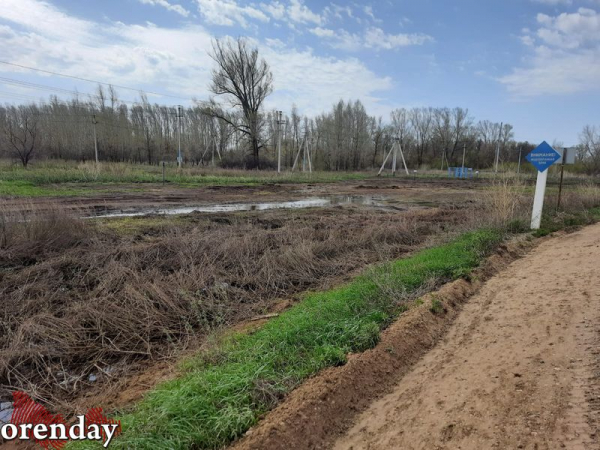 После разгерметизации нефтепровода «Газпромнефти» почва так и остается загрязнённой После разгерметизации нефтепровода «Газпромнефти» почва так и остается загрязнённой