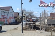 В Соль-Илецке перед приездом Дениса Паслера вычищали центр города и мыли асфальт