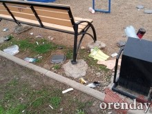 В Оренбурге третий год никому нет дела до проблем благоустроенного двора В Оренбурге третий год никому нет дела до проблем благоустроенного двора