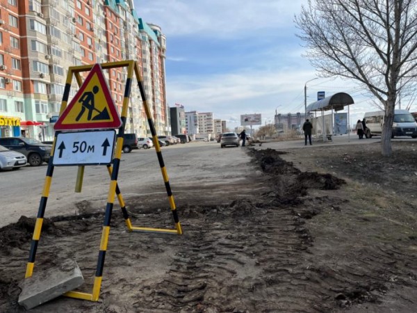 А что вместо парковки? Жители многоэтажек на проспекте Победы обеспокоены строительством новой дороги под окнами