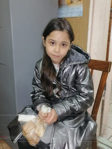 В Оренбурге ищут родителей девочки