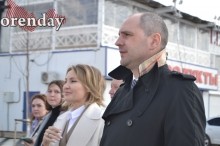 В Соль-Илецке перед приездом Дениса Паслера вычищали центр города и мыли асфальт