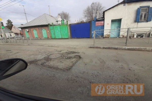 Оренбуржцам рассказали, какие улицы перекроют в этом году из-за ремонта дорог